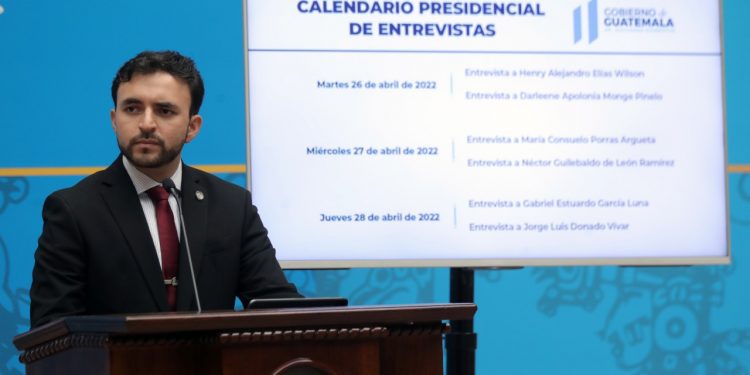 Ejecutivo anuncia proceso de entrevistas a aspirantes a fiscal general y jefe del MP