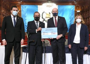 Lanzan becas para marinos mercantes