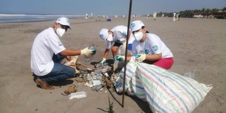 MÃ¡s de 549 toneladas de basura recogidas a travÃ©s de Playas Limpias 2022