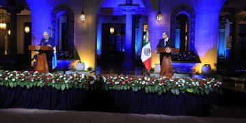 Mandatarios de Guatemala y México acuerdan acciones para la prosperidad económica