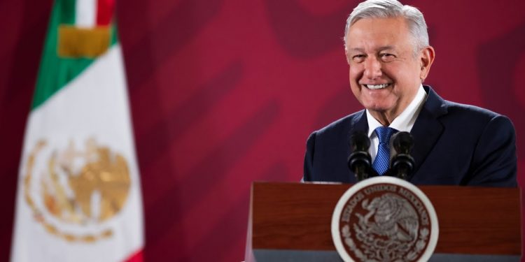 Presidente de México informa sobre comitiva que lo acompañará en su gira por Centroamérica y Cuba