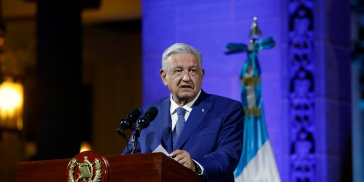 Presidente de México resalta importancia del respeto a la soberanía