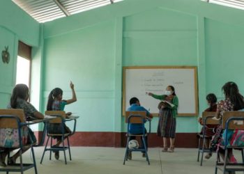 Ahora maestros y alumnos contarán con centros educativos de calidad.
