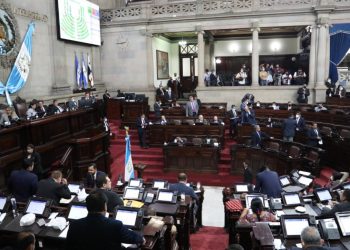 Presidente agradece aprobación de decretos de apoyo a la economía nacional