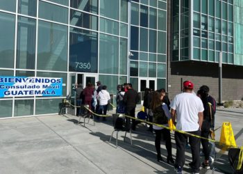 Connacionales son atendidos en jornadas de Consulados Móviles en Estados Unidos