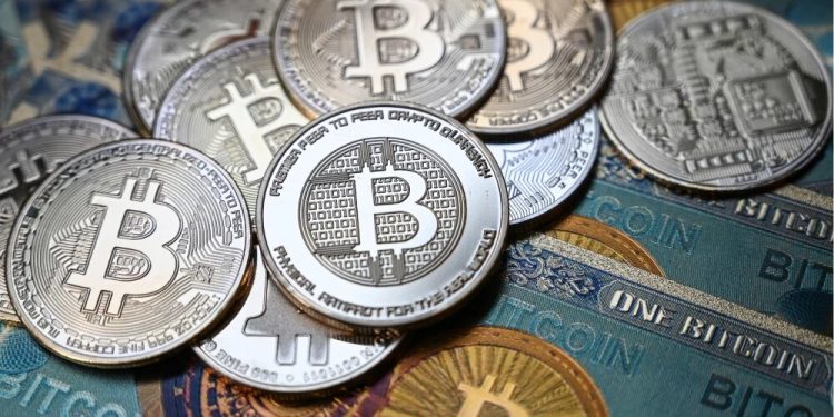 Moody’s advierte que criptomonedas podrían fragmentar sistema de pagos