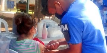 Continúa jornada integral de vacunación “Defensa por Salud”