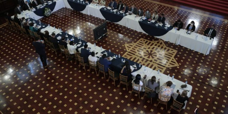 Verifican avances de implementación de datos abiertos en instituciones gubernamentales