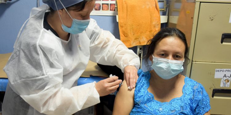 MSPAS anuncia nueva modalidad de servicio en los puestos de vacunación contra COVID-19