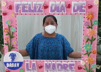 "El mejor regalo para mamá es vacunarme"