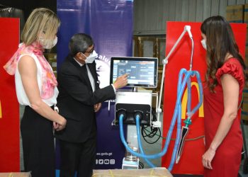 Ministerio de Salud recibe donación de equipo médico