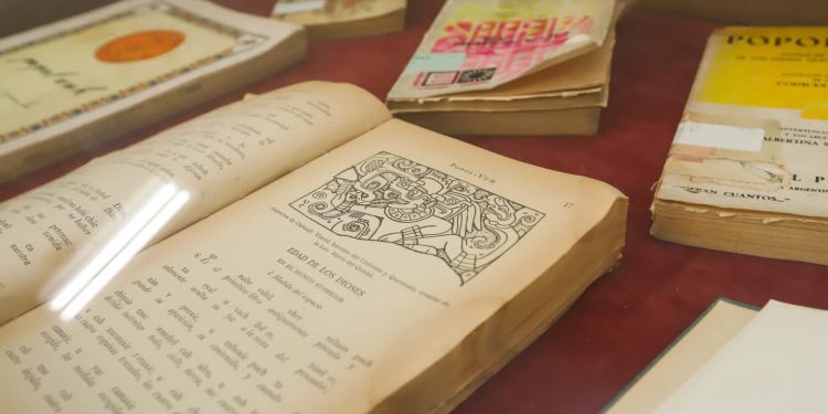Conmemoran el 50 aniversario del Popol Vuh como Libro Nacional de Guatemala