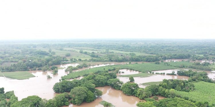 Asisten a 136 mil afectados por temporada de lluvias