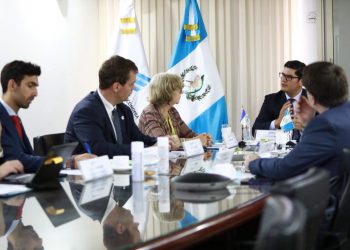 Guatemala y Francia buscan fortalecer relación comercial