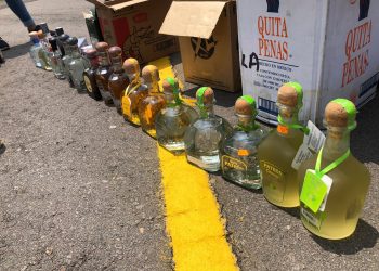 Incautan licor y cigarrillos de contrabando