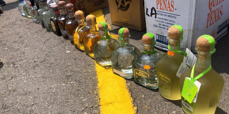 Incautan licor y cigarrillos de contrabando