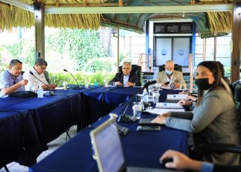 Otorgan financiamiento a proyectos para fortalecer producción de cacao y arveja