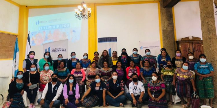 Ejecutan proyecto para empoderamiento de la mujer quichelense