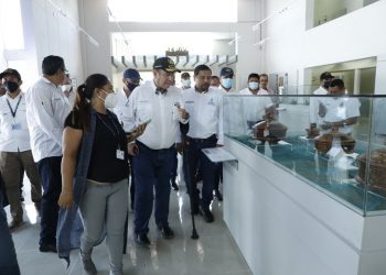 Presidente recorre Museo Regional Mundo Maya