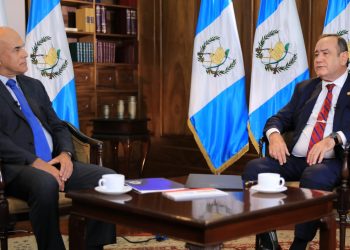 Presidente resalta plan de rehabilitación de la red vial del país