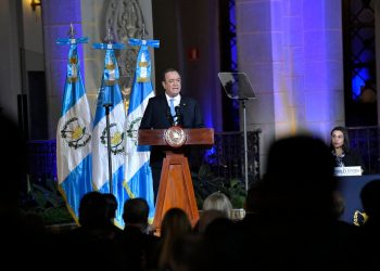 PRESIDENTE ELIGE FISCAL GENERAL