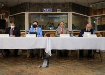 Inauguran radionovela "Detrás de un noble sueño"