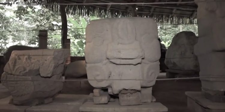 Presidente destaca importancia de recuperación del museo Caracol del Tiempo, en Tak’alik Ab’aj