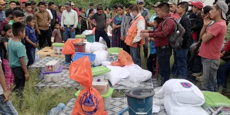 Conred lleva asistencia humanitaria a comunidad de Tucurú