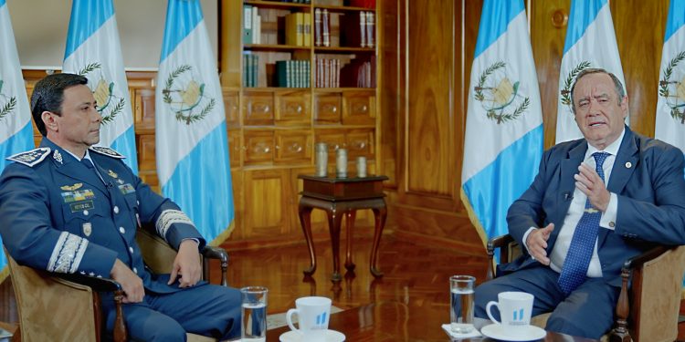 Estrategias para la detección de trazas ilegales refuerzan lucha contra el narcotráfico, reafirma el Presidente