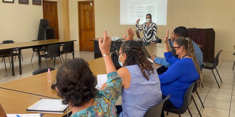 Promueven aumento de participación de la mujer en Zacapa