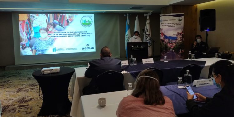 Promueven implementación de planes de ordenamiento territorial en Guatemala y Escuintla
