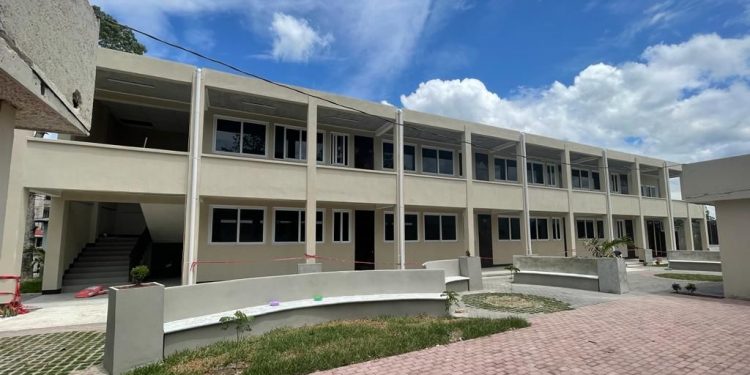 Estudiantes de Morales, Izabal, cuentan con mejores espacios pedagógicos