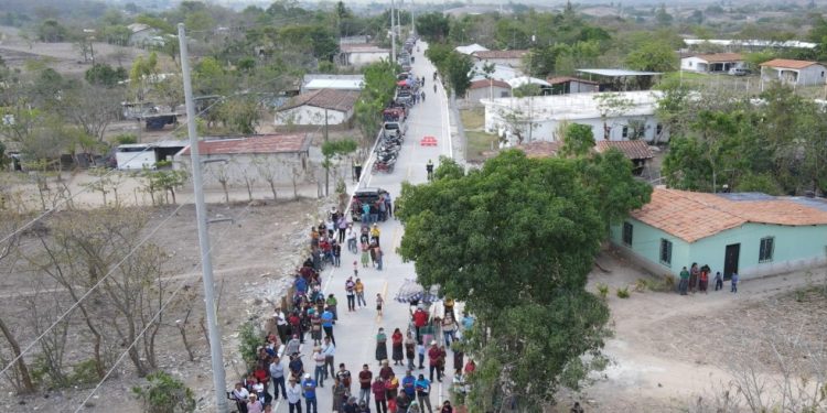 Codede de Baja Verapaz entrega primer proyecto de 2022 en Rabinal