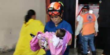 Familias afectadas por las lluvias en Zacapa reciben asistencia