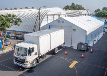 PMA dona dos bodegas móviles a Conred