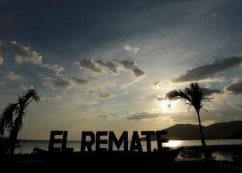 El Remate: atractivo turístico bañado de paisajes