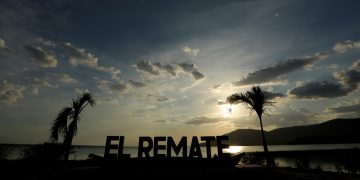 El Remate: atractivo turístico bañado de paisajes