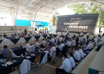Presidente lidera en Petén segunda reunión del Conadur de 2022