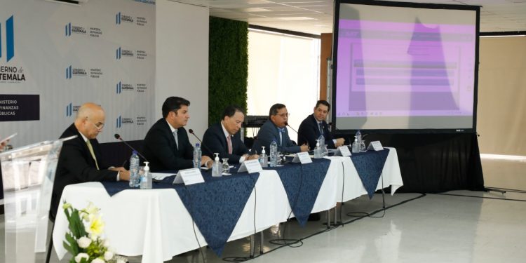 Esfuerzos permiten finalizar presa de expedientes de devolución de crédito fiscal