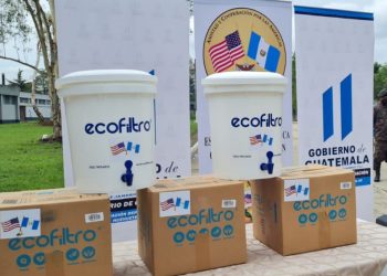 Nentón y Santiago Chimaltenango reciben donación de ecofiltros