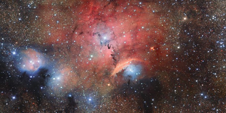 Expectación ante el anuncio sobre el agujero negro de la Vía Láctea