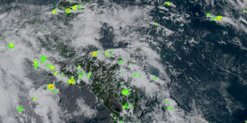 Persisten lluvias acompañadas de actividad eléctrica por la tarde y noche