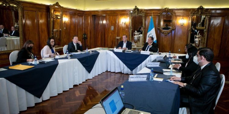 Mandatario recibe primer informe cuatrimestral 2022 de la Copresam
