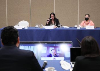 Analizan la propuesta del programa Educa Emprende