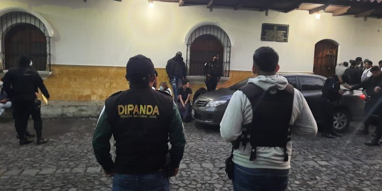 Detienen a 64 personas en operativos multisectoriales