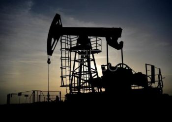 El petróleo de Texas cierra en 103.09 dólares el barril