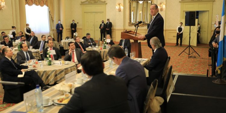 Fortalecen relaciones entre Guatemala y España