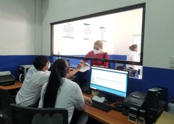 Acercan servicios registrales a población izabalense