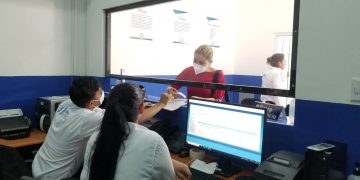 Acercan servicios registrales a población izabalense