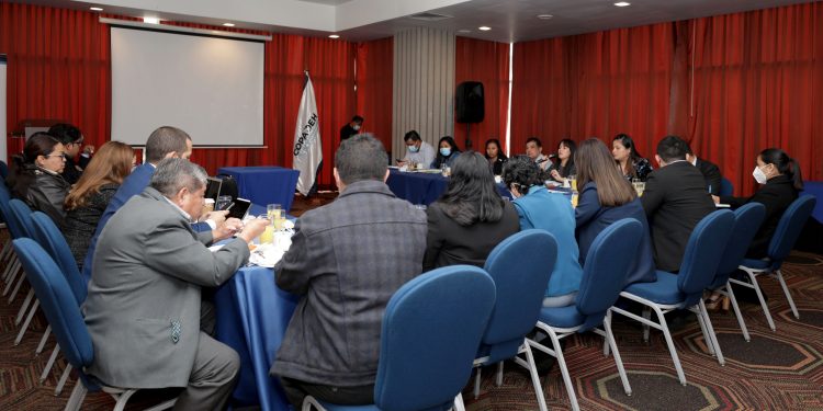 Copadeh coordina reunión para dar seguimiento a reparaciones ordenadas